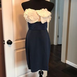 25% OFF BUNDLES BCBGmaxazaria strapless dress